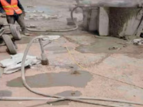 乌当水泥混凝土路面板底注浆技术 路面脱空注浆整治方案