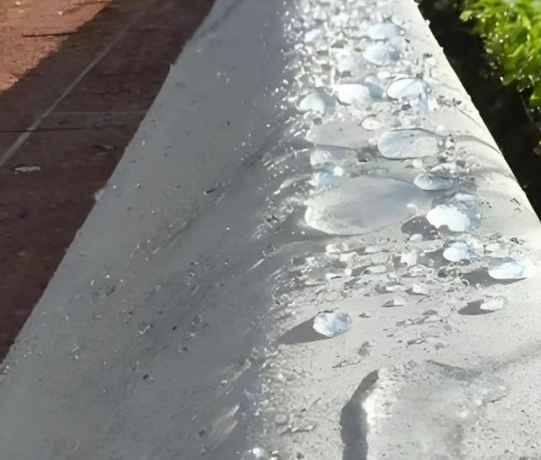 乌当硅烷浸渍涂料在混凝土保护中的应用